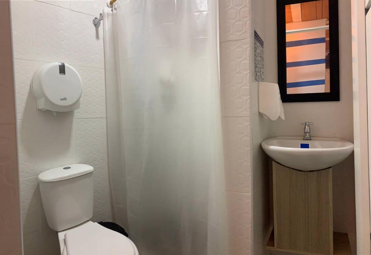 The Mural Hostel Богота Екстериор снимка